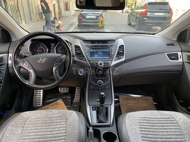 Hyundai Avante 2015, 181,610 km - 1.6 l - Bakı