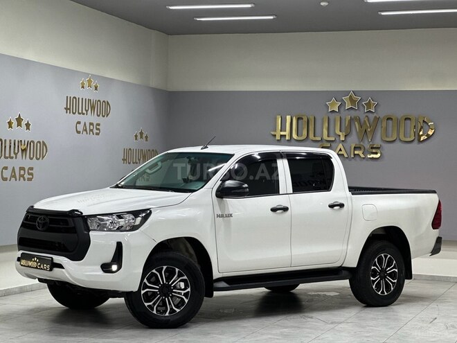 Toyota Hilux-2