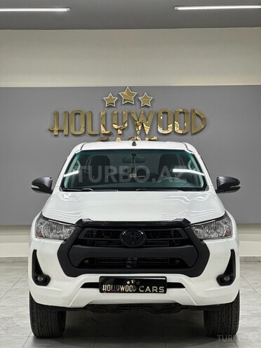 Toyota Hilux-4