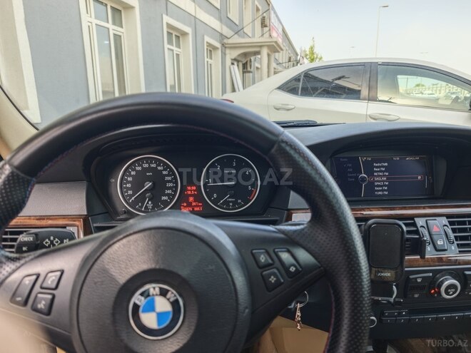 BMW 520 2009, 362,000 km - 2.0 l - Bakı