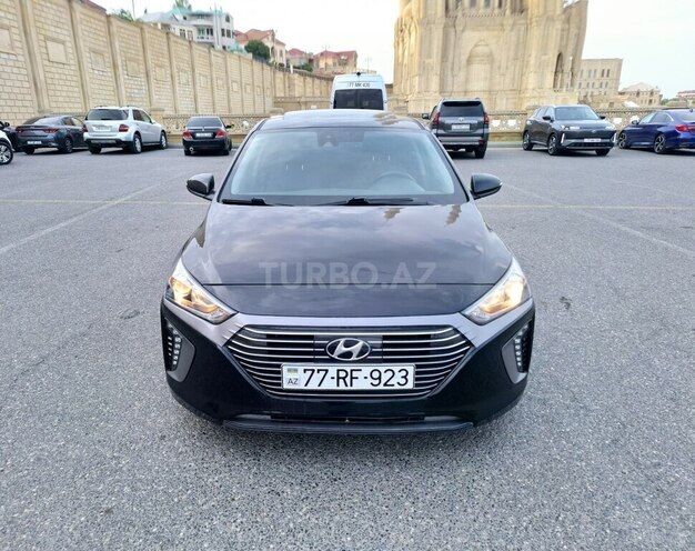 Hyundai IONIQ 2018, 126,000 km - 1.6 л - Bakı