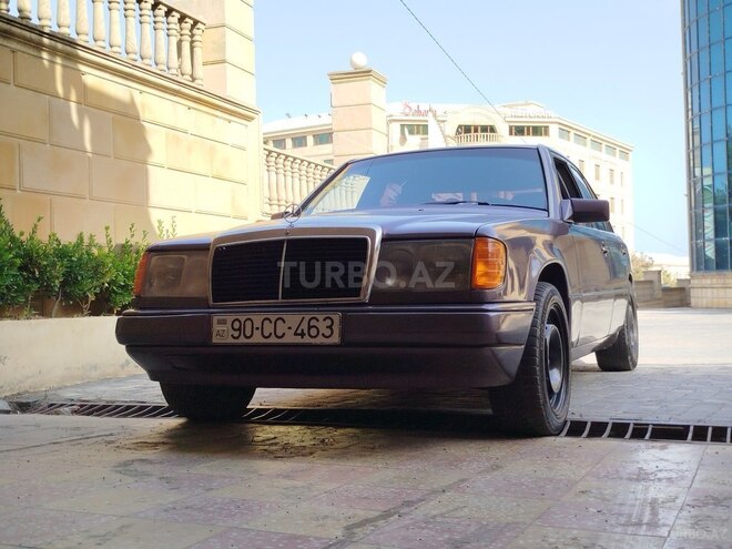 Mercedes E 200 d 1993, 258,963 km - 2.0 l - Bakı
