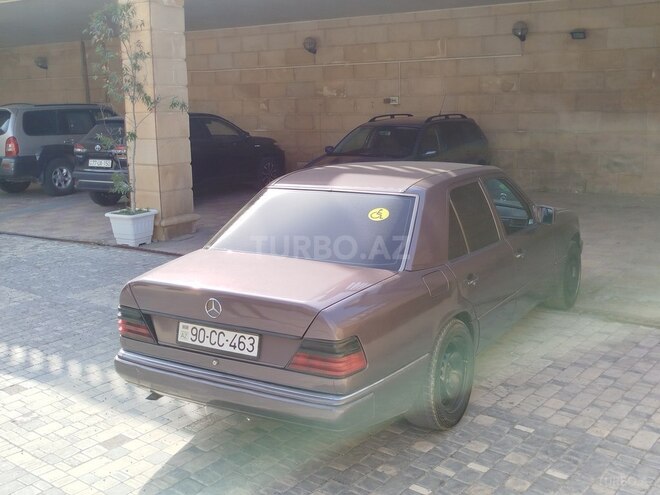 Mercedes E 200 d 1993, 258,963 km - 2.0 l - Bakı