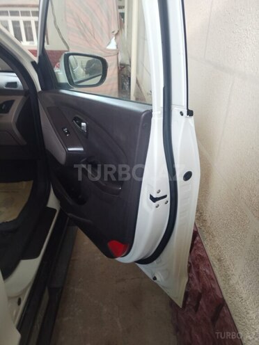 Hyundai ix35 2011, 129,009 km - 2.0 l - Tovuz