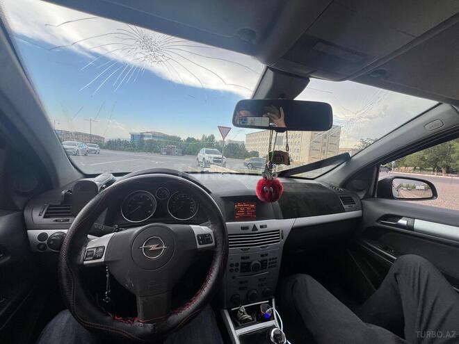 Opel Astra 2009, 260,000 km - 1.3 l - Naxçıvan