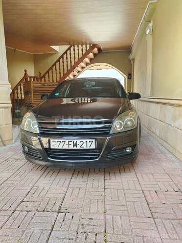Opel Astra 2004, 310,000 km - 1.4 l - Şəki