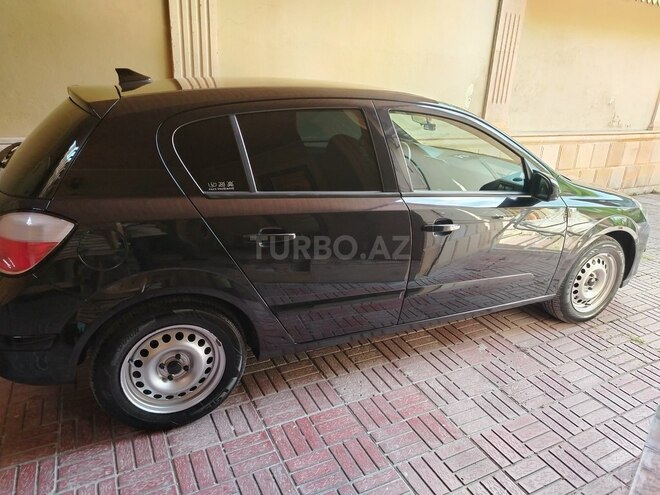 Opel Astra 2004, 310,000 km - 1.4 l - Şəki