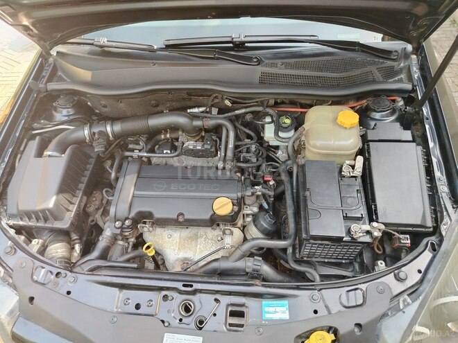 Opel Astra 2004, 310,000 km - 1.4 l - Şəki