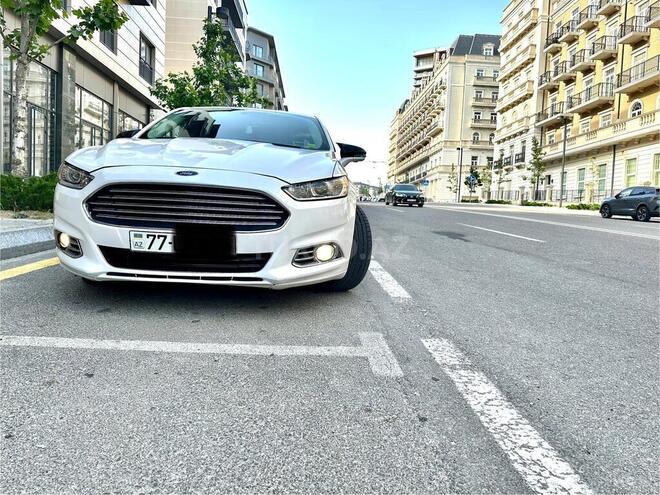 Ford Fusion (North America) 2013, 279,000 km - 2.0 л - Bakı