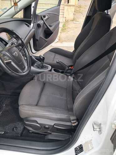 Opel Astra 2015, 349,000 km - 1.6 l - Gəncə
