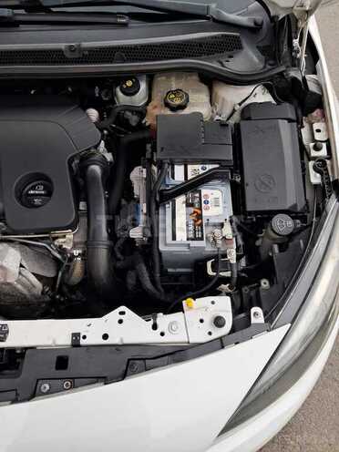 Opel Astra 2015, 349,000 km - 1.6 l - Gəncə