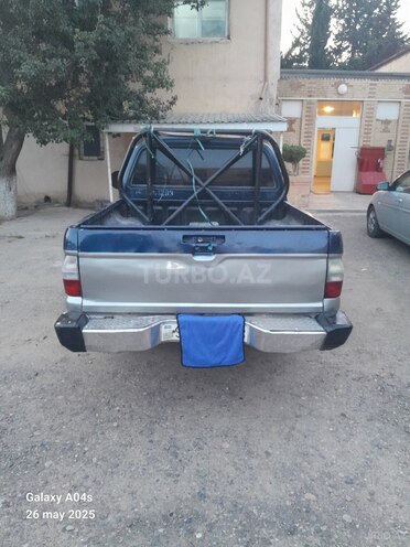 Mitsubishi L200 2003, 245,450 km - 2.5 l - Biləsuvar