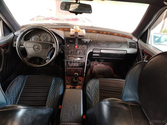 Mercedes C 250 d 1996, 265,423 km - 2.5 l - Bakı