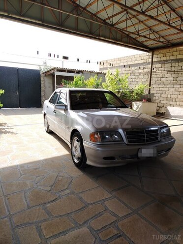 Mercedes C 250 d 1996, 265,423 km - 2.5 l - Bakı