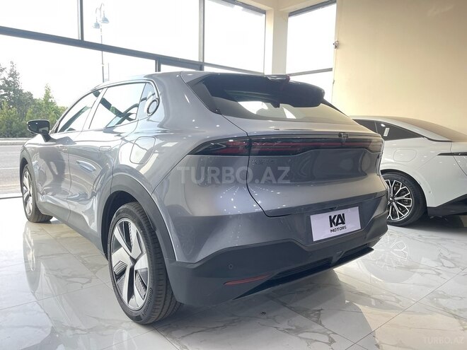 Changan Deepal S05-4
