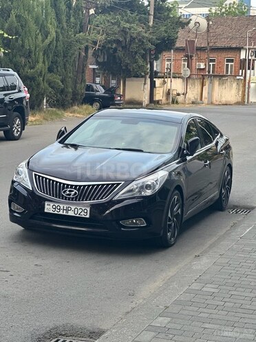 Hyundai Grandeur-13