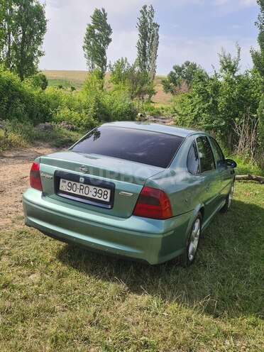 Opel Vectra 1999, 279,000 km - 1.6 l - Qusar