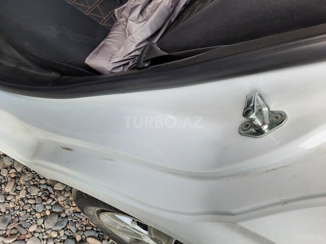 Chevrolet Aveo 2012, 196,000 km - 1.4 l - Salyan