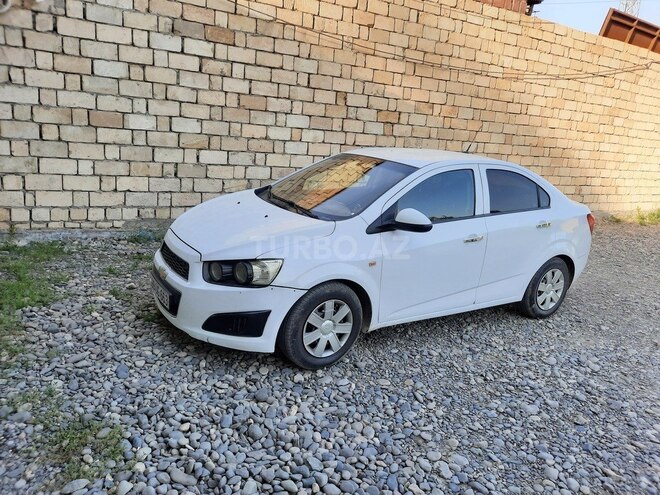 Chevrolet Aveo 2012, 196,000 km - 1.4 l - Salyan