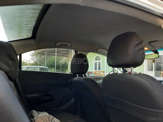 Chevrolet Aveo 2012, 196,000 km - 1.4 l - Salyan