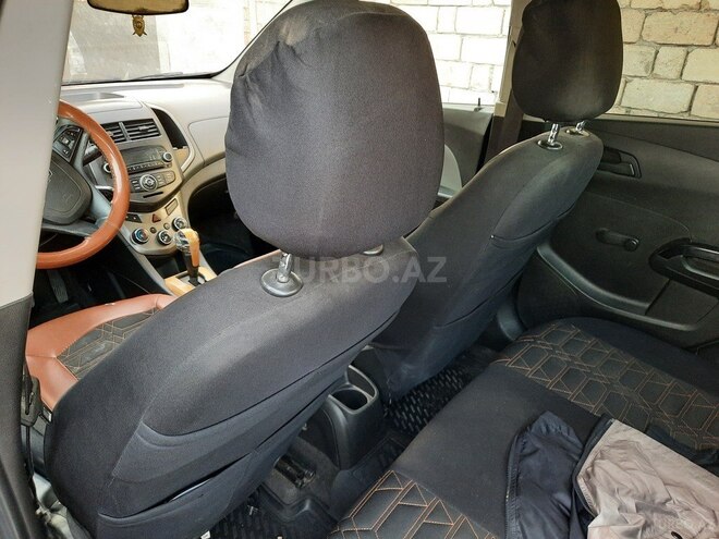 Chevrolet Aveo 2012, 196,000 km - 1.4 l - Salyan