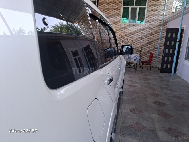 Mitsubishi Pajero 2012, 195,562 km - 3.5 l - Neftçala