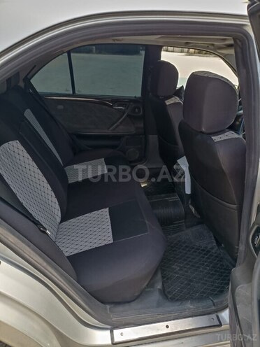 Mercedes E 270 2000, 534,900 km - 2.7 l - Bakı