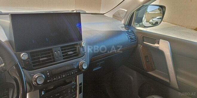Toyota Land Cruiser Prado 2011, 282,000 km - 3.0 l - Bakı