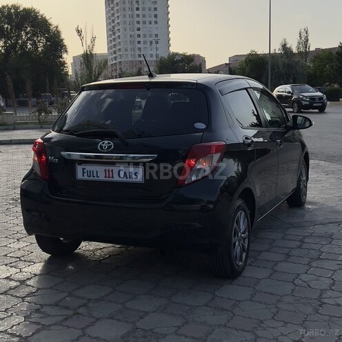 Toyota Vitz 2011, 102,000 km - 1.3 l - Sumqayıt