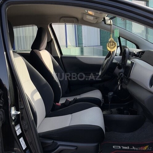 Toyota Vitz 2011, 102,000 km - 1.3 l - Sumqayıt