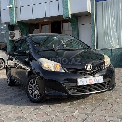 Toyota Vitz 2011, 102,000 km - 1.3 l - Sumqayıt