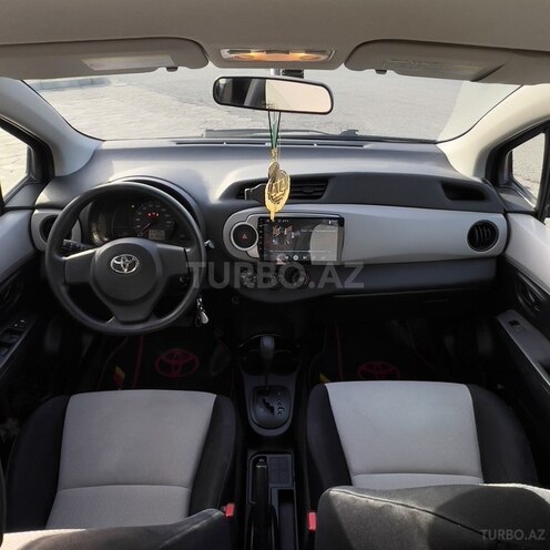Toyota Vitz 2011, 102,000 km - 1.3 l - Sumqayıt