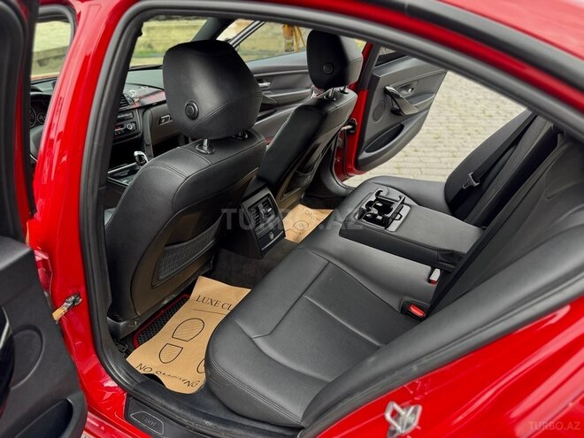 BMW 328 2015, 111,800 km - 2.0 l - Gəncə