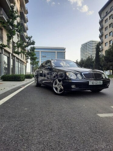 Mercedes E 240 2002, 308,000 km - 2.6 l - Bakı