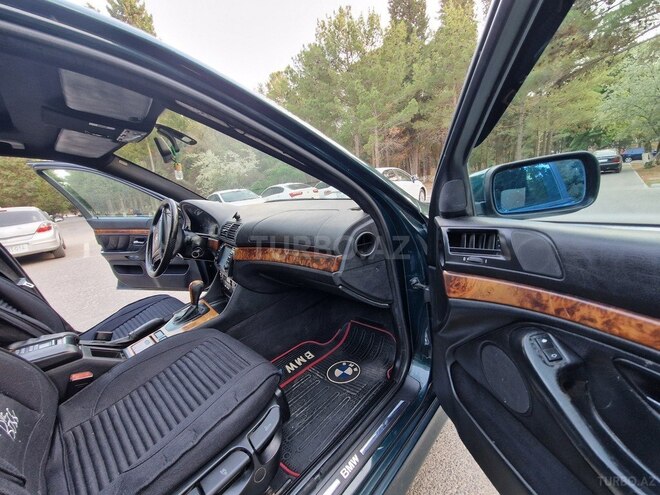 BMW 528 1999, 245,783 km - 2.8 l - Sumqayıt