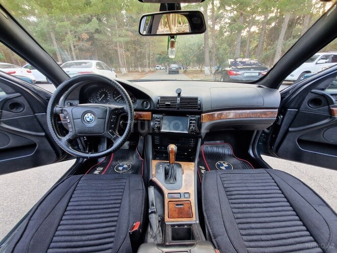 BMW 528 1999, 245,783 km - 2.8 l - Sumqayıt