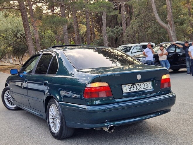 BMW 528 1999, 245,783 km - 2.8 l - Sumqayıt