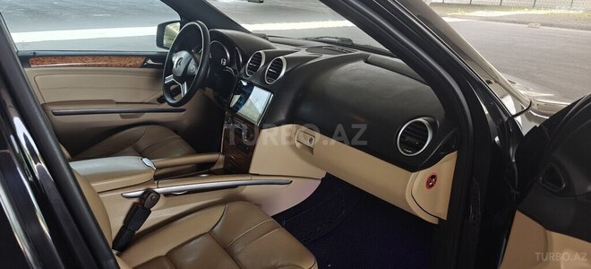 Mercedes ML 350 4MATIC 2010, 178,000 km - 3.5 л - Bakı