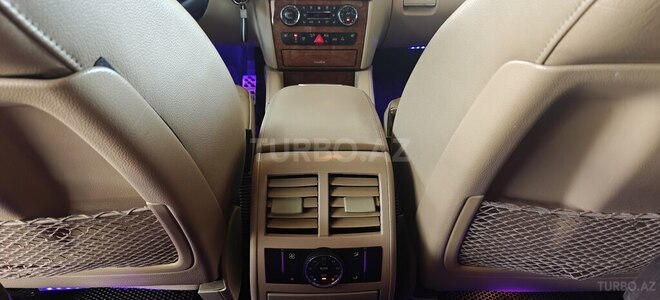 Mercedes ML 350 4MATIC 2010, 178,000 km - 3.5 л - Bakı