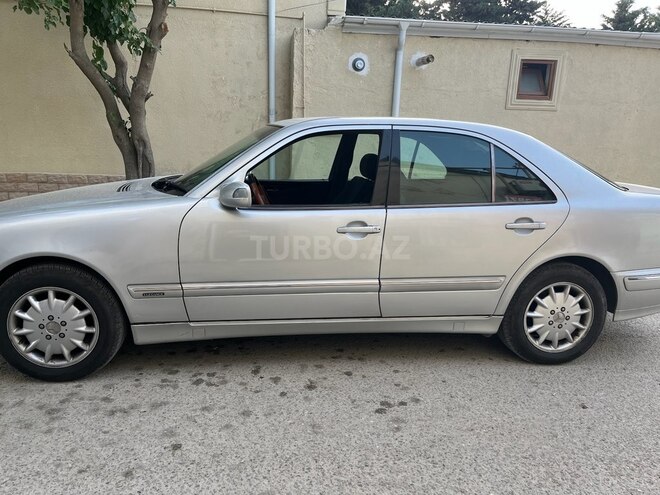 Mercedes E 220 d 2000, 120,700 km - 2.2 l - Bakı