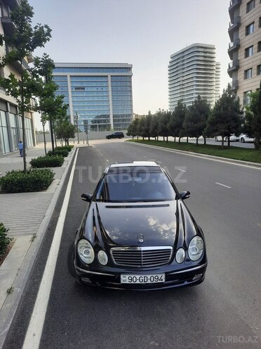 Mercedes E 240 2002, 308,000 km - 2.6 l - Bakı