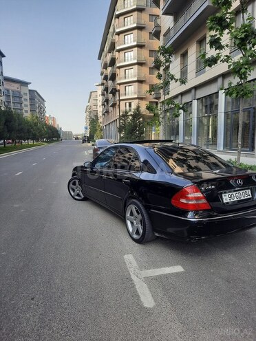 Mercedes E 240 2002, 308,000 km - 2.6 l - Bakı