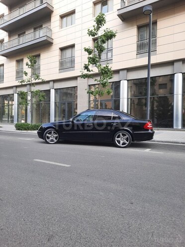 Mercedes E 240 2002, 308,000 km - 2.6 l - Bakı