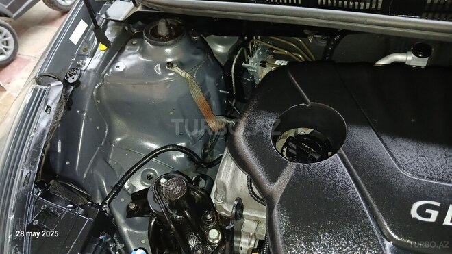 Hyundai Accent 2011, 182,000 km - 1.5 l - Samux