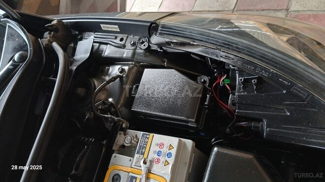 Hyundai Accent 2011, 182,000 km - 1.5 l - Samux