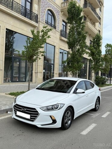 Hyundai Avante 2015, 157,925 km - 1.6 l - Bakı