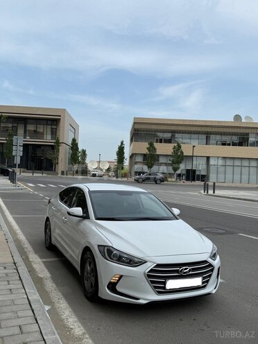 Hyundai Avante 2015, 157,925 km - 1.6 l - Bakı