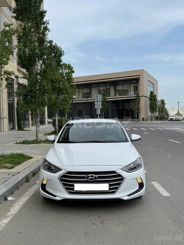 Hyundai Avante 2015, 157,925 km - 1.6 l - Bakı