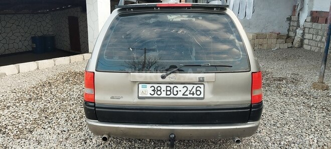 Opel Astra 1996, 414,038 km - 1.6 l - Qusar