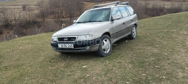 Opel Astra 1996, 414,038 km - 1.6 l - Qusar